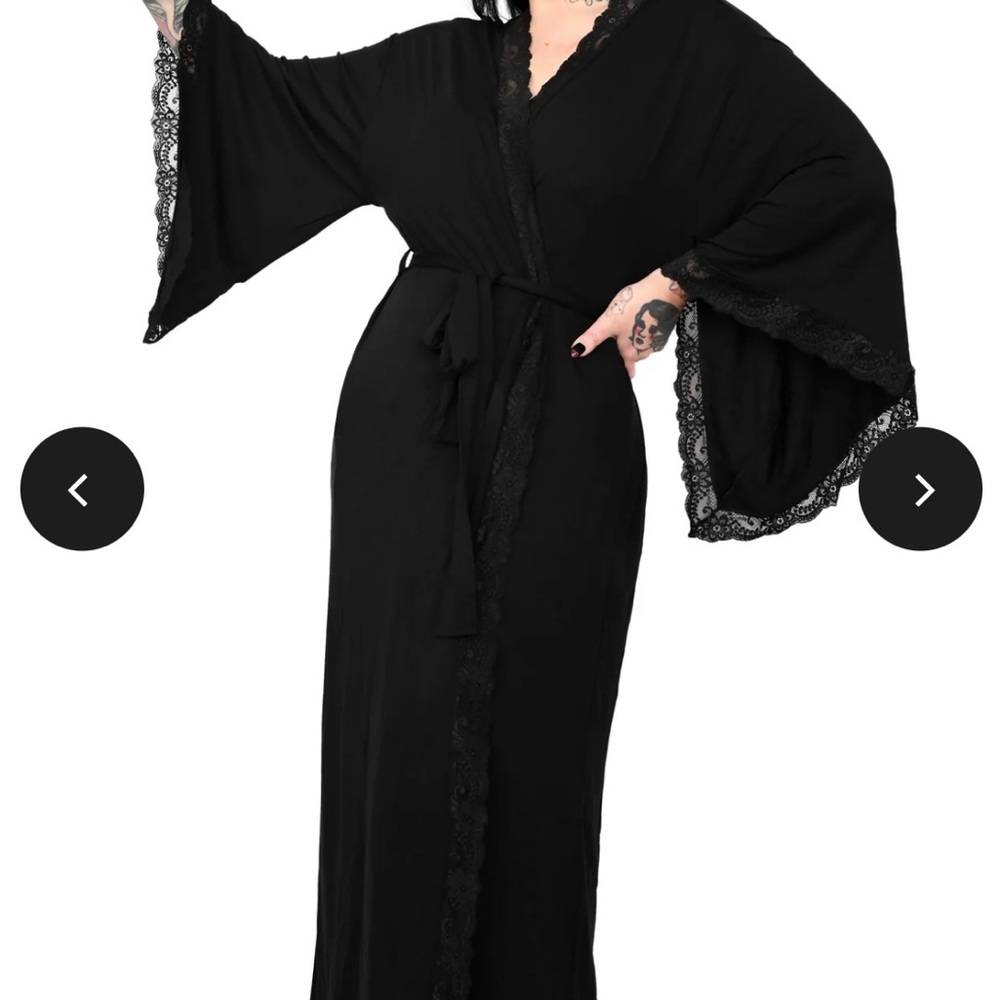 Foxblood Bathory Dressing Robe